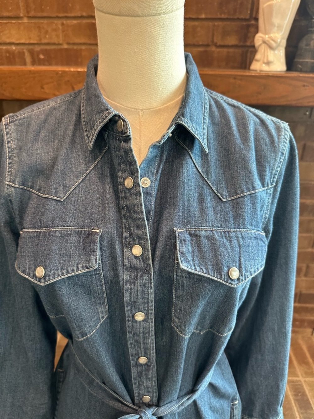 J.Crew Denim Chambray Western Pearl Snap Dress with Belt - Size 6  Boho - Picture 2 of 4